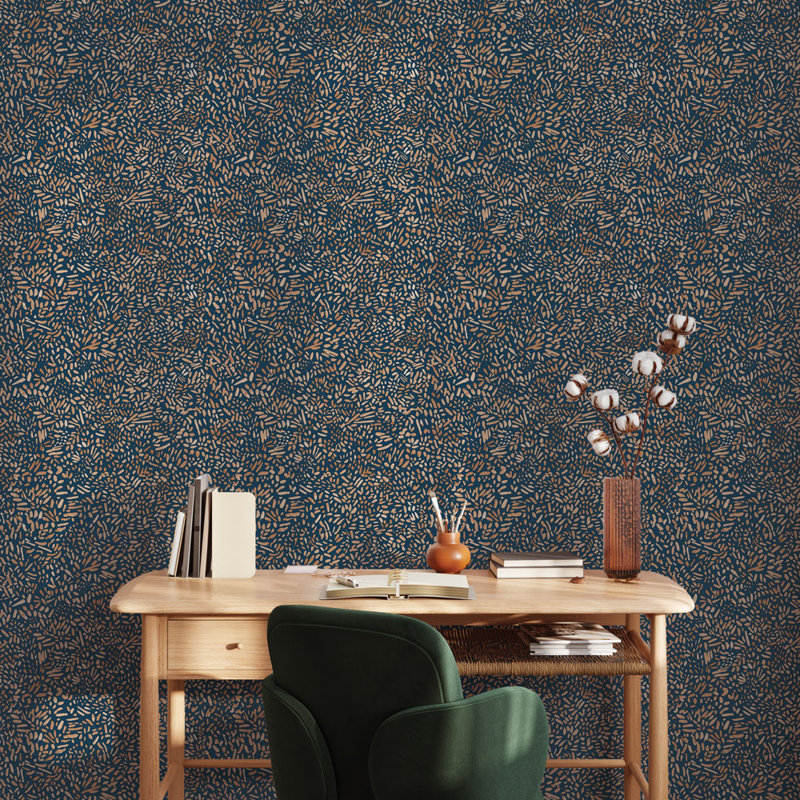 Papier peint auto-adhésif Brushstroke, Amande grillée et bleu marine