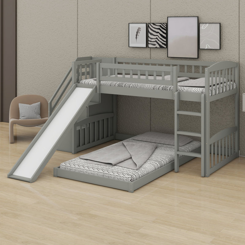 Lit superposé avec glissade et escalier de rangement : construction robuste et ambiance garantie pour des soirées pyjama réussies !