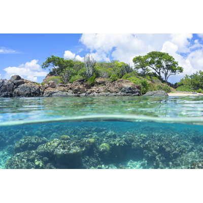 «Caribbean Island» par Shakzu - Photographie sur toile tendue