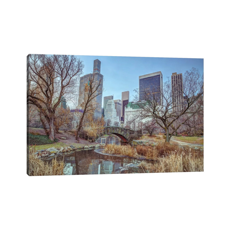 New York XXI by Assaf Frank - Wrapped Canvas Print, 66.04 cm H x 45.72 cm W x 1.91 cm D