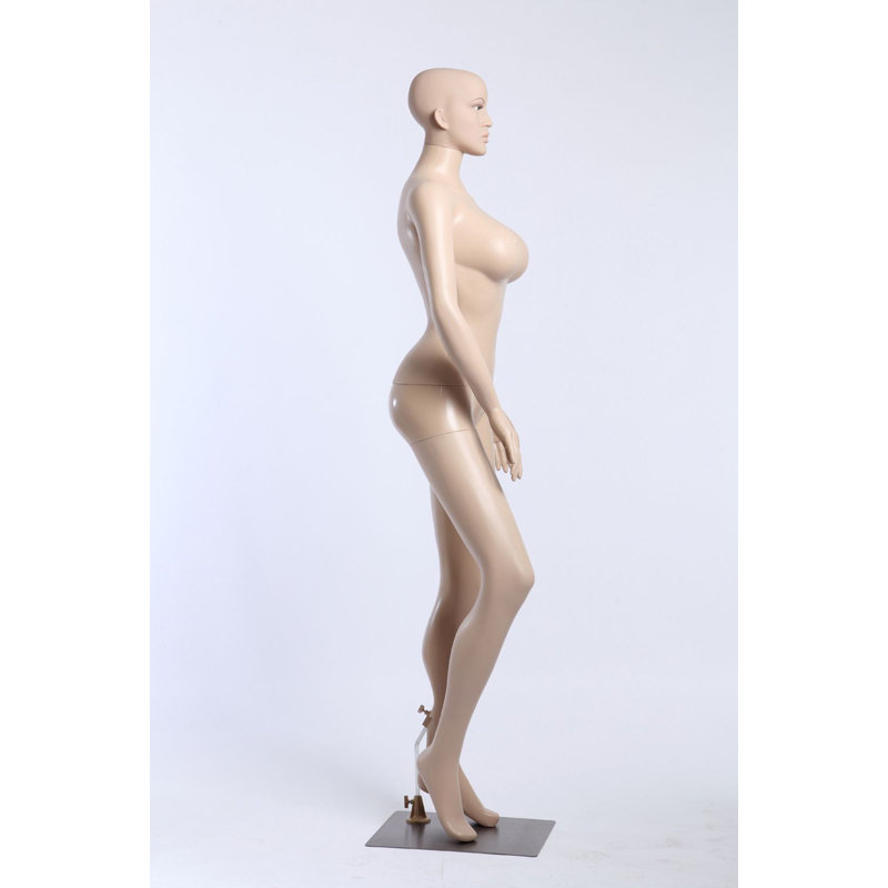 Annemaria Statue