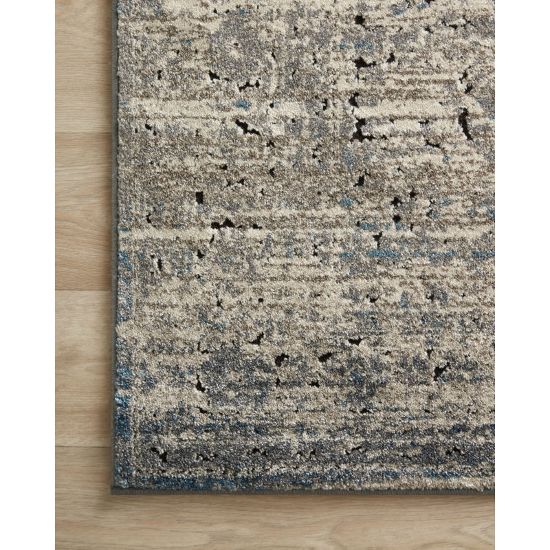 Mahfuze Oriental Indoor Rug, Rectangle 2'7" x 4'