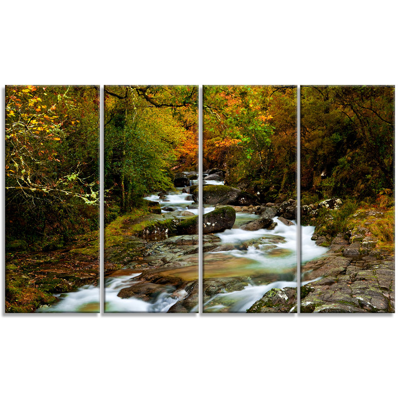 «Flowing River in Autumn», ensemble de 4 reproductions de photos sur toiles tendues