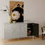 Armoire de rangement élégante et fonctionnelle à 4 portes avec pieds en pin et panneau de fibres à densité moyenne, pour le salon, la chambre à coucher et la cuisine, champagne