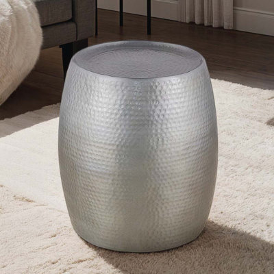 Table basse en aluminium avec base solide