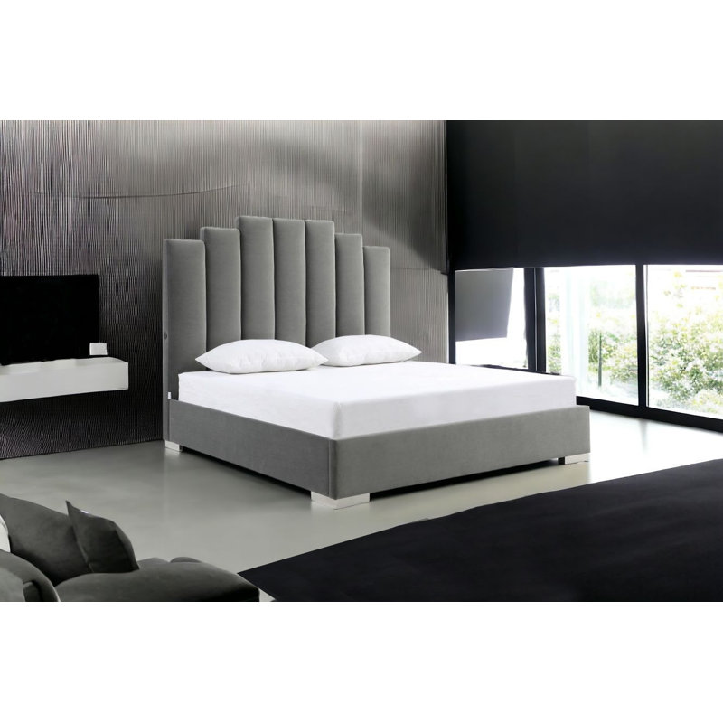 Upholstered Platform Bed, Queen, White