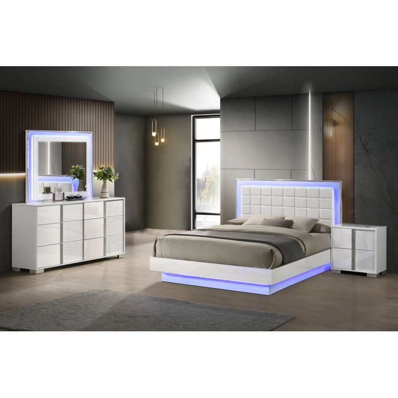 Elma Piece Bedroom Set, Queen