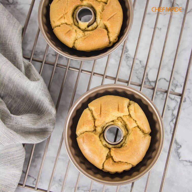 4Pcs Nonstick Bundt Cake Pan Mini Tube Pans Baking Kugelhopf Bread Muffin  Cake Mold for Oven and Instant Pot - Champagne Gold (4 Inch)
