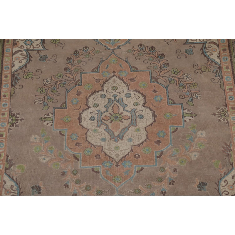Tapis traditionnel surteint 7 x 11