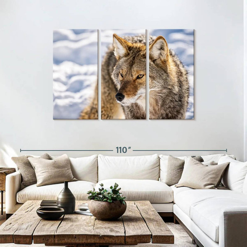 Brampt Hunting Wolf, 48" H x 74" W
