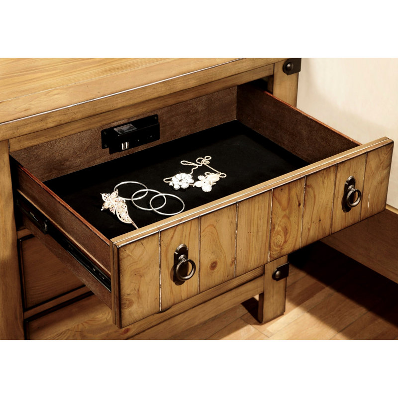 Table de chevet style chalet en bois vieilli avec tiroir doublé de feutre et armoire de transition électrique