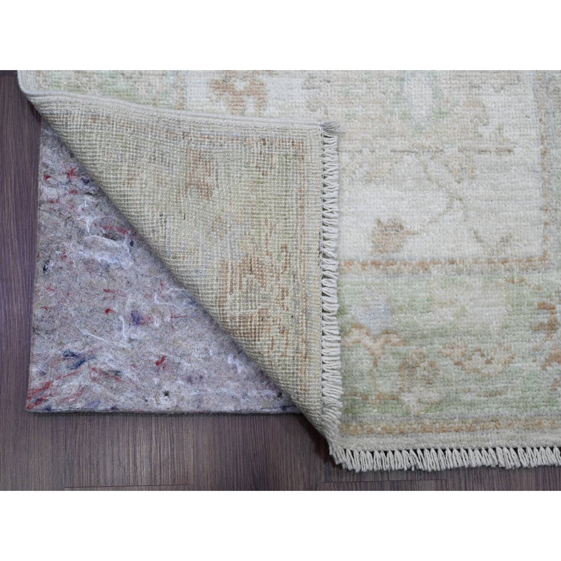 Tapis de couloir blanc en laine noué à la main 2 pi 10 po x 19 pi Fora Bora