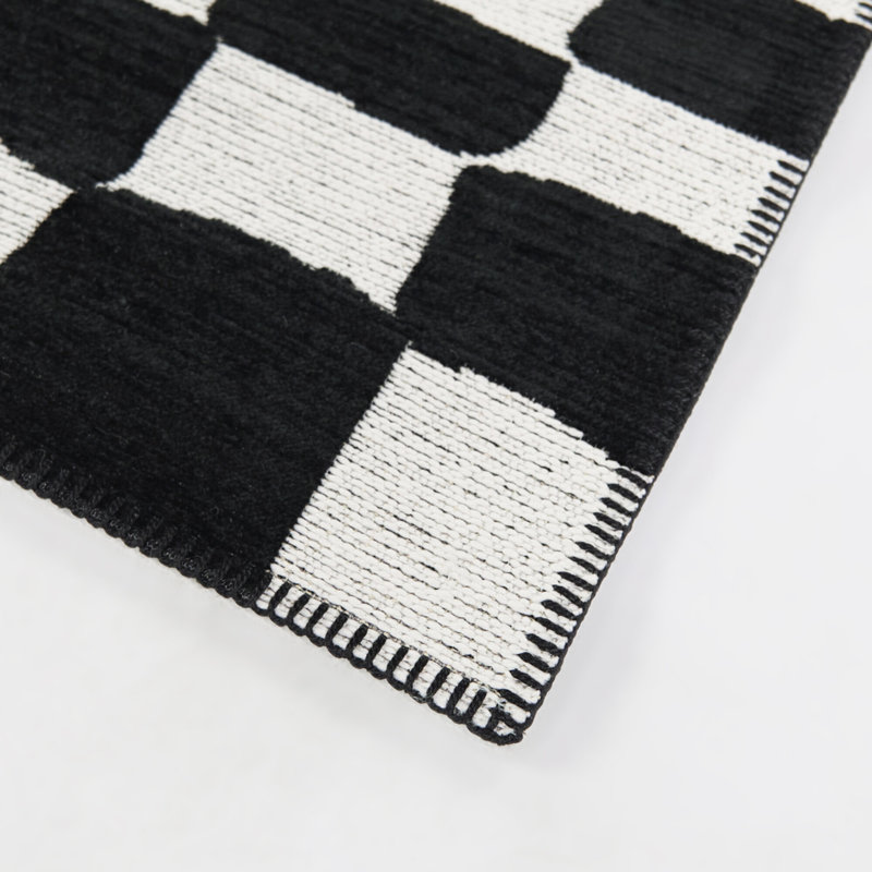 Tapis noir à carreaux abstrait Kieffer, Rectangle 5 pi 3 po x 6 pi 11,9 po