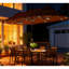 Parasol spacieux pour l'extérieur, parasol de patio double face, avec lumières et base solaires, parasol de table de salle à manger à bouton-poussoir inclinable