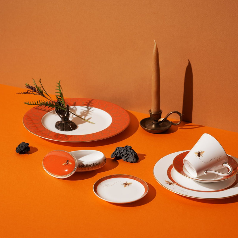 Assiette plate en porcelaine tendre 10,5 po My Honeybee