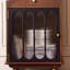 Vitrines en bois massif brun noisette
