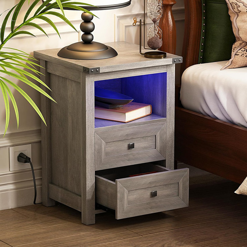 Finley 15.4'' W Solid Wood Nightstand