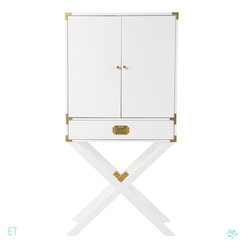 Grande armoire de campagne avec rangement Campaign