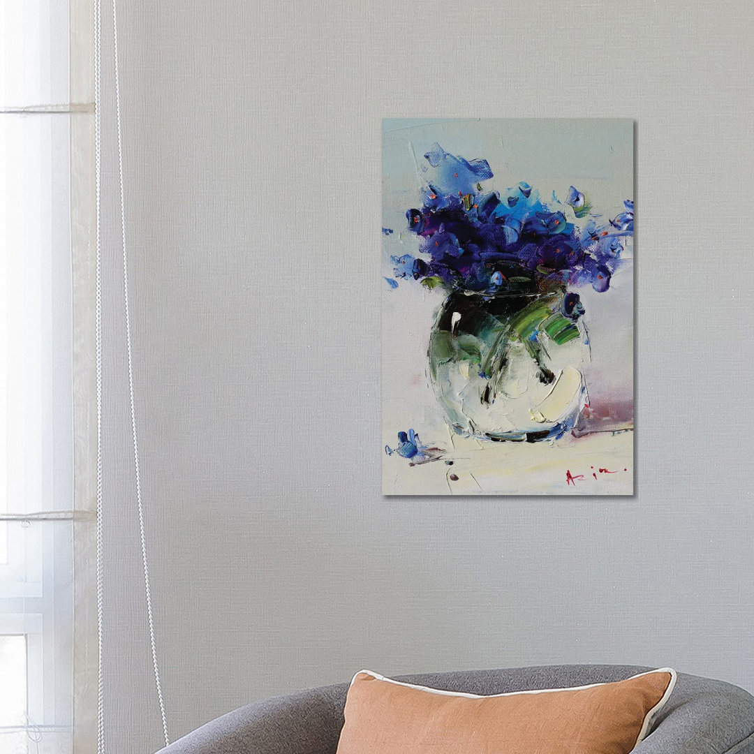 Blue Bouquet In A Glass von Aziz Sulaimanov - No Frame Gallery-Wrapped Canvas Giclée on Canvas