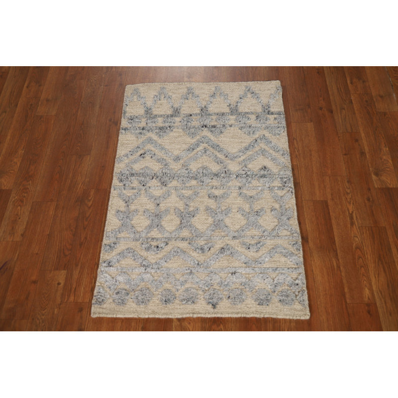 Tapis décoratif oriental fait à la main en laine marocain 2 x 3