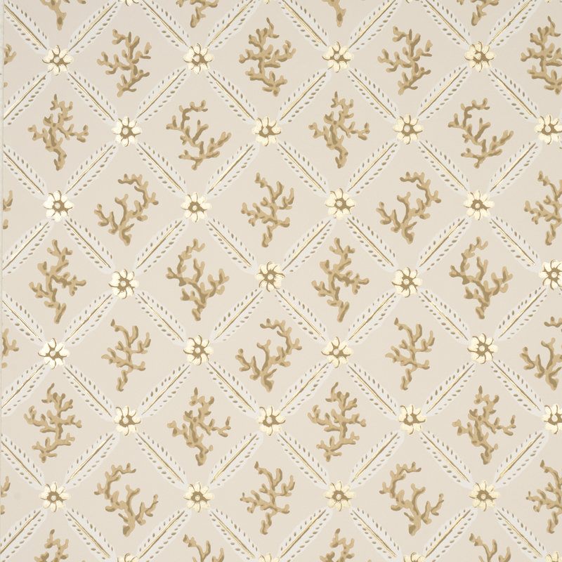 Papier peint à motif de treillis Corail Schumacher X Timothy Corrigan, Champagne