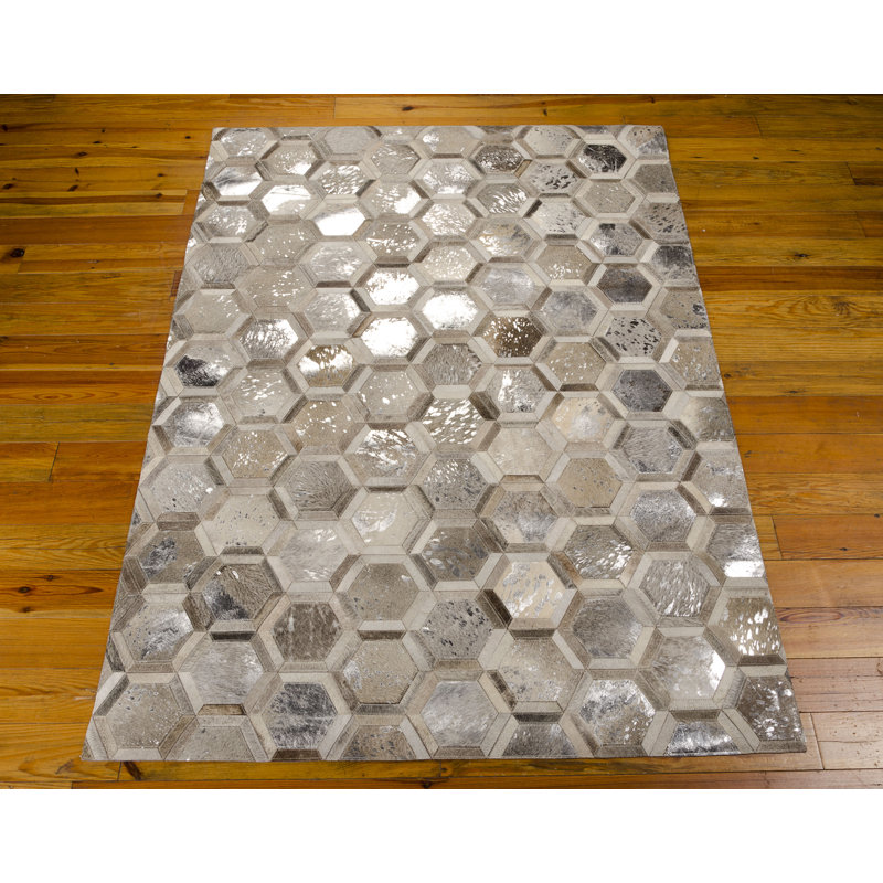 Tonasket Geometric Handwoven Leather Area Rug, Rectangle 5'3" x 7'5", Silver/Beige/Gold
