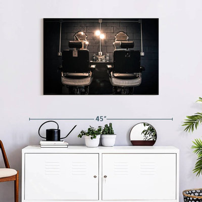 Chaises de coiffeur sur toile