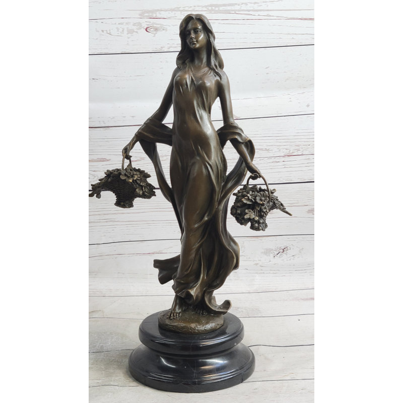 Figurines et sculptures