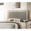 Grand lit transitionnel, finition crème, tête de lit en tissu gris, cadre en bois gris et bois d'hévéa-1508302276