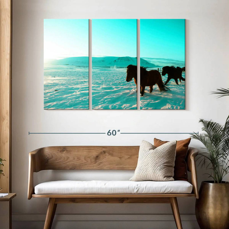 Brampt Icelandic Horses, 32" H x 50" W