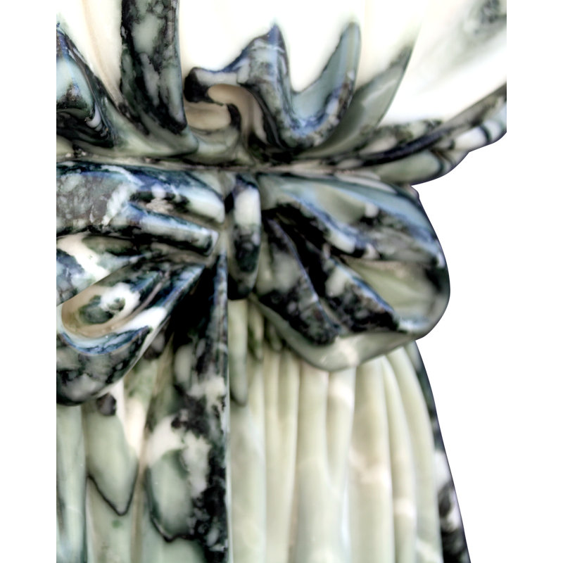 Sculpture en marbre Adara