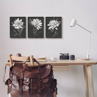 «Fable Lotus White Floral Bloom» par Nina Blue - ensemble de 3 impressions sur bois