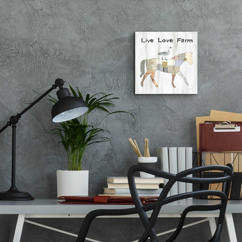 «Farm Family V» par Courtney Prahl, art mural en verre acrylique, H 12 po x l 12 po x P 0,13 po