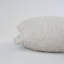 Coussin décoratif en duvet et bourre glamour-113203641