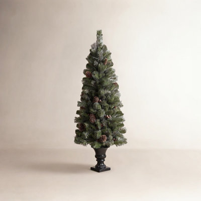 Green Artificial Christmas Tree with Clear/White Lights