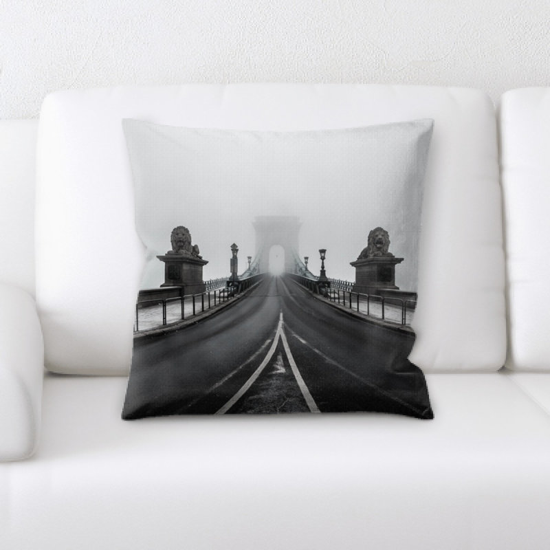 Coussin statue