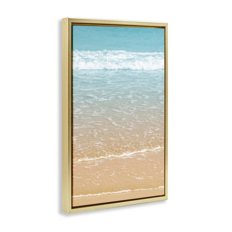 «Clear Summer Waters», toile flottante encadrée par Nataly White, Cadre flottant métallique doré, H 31 po x l 21 po
