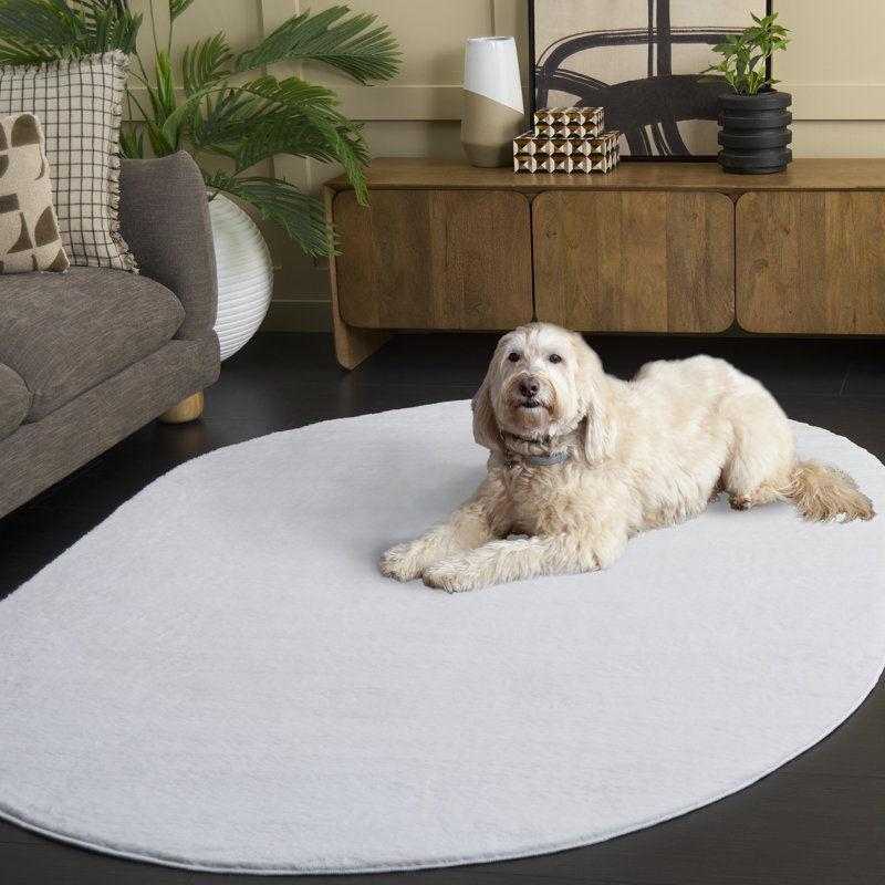 Tapis ivoire en polyester tissé à la machine Ayane, Oval 5' x 7'