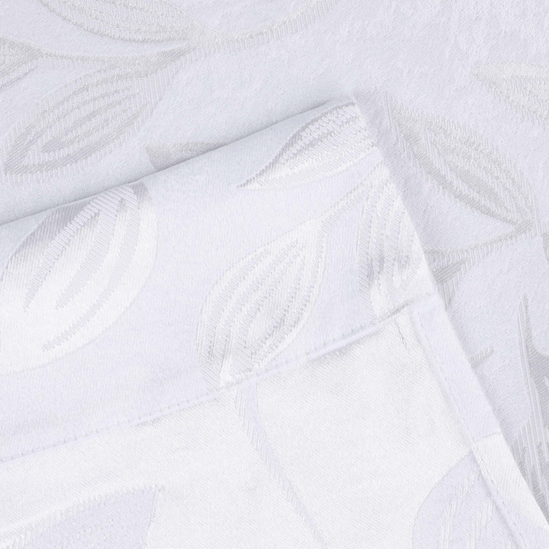 Finklea 100% Polyester Floral Room Darkening Grommet Curtain Panels, l 70 po x L 96 po, Blanc / blanc