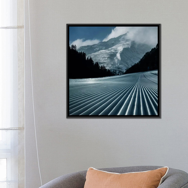 «Ski Tracks», impression sur toile, H 18 po x l 18 po x P 1,5 po, Toile avec cadre noir