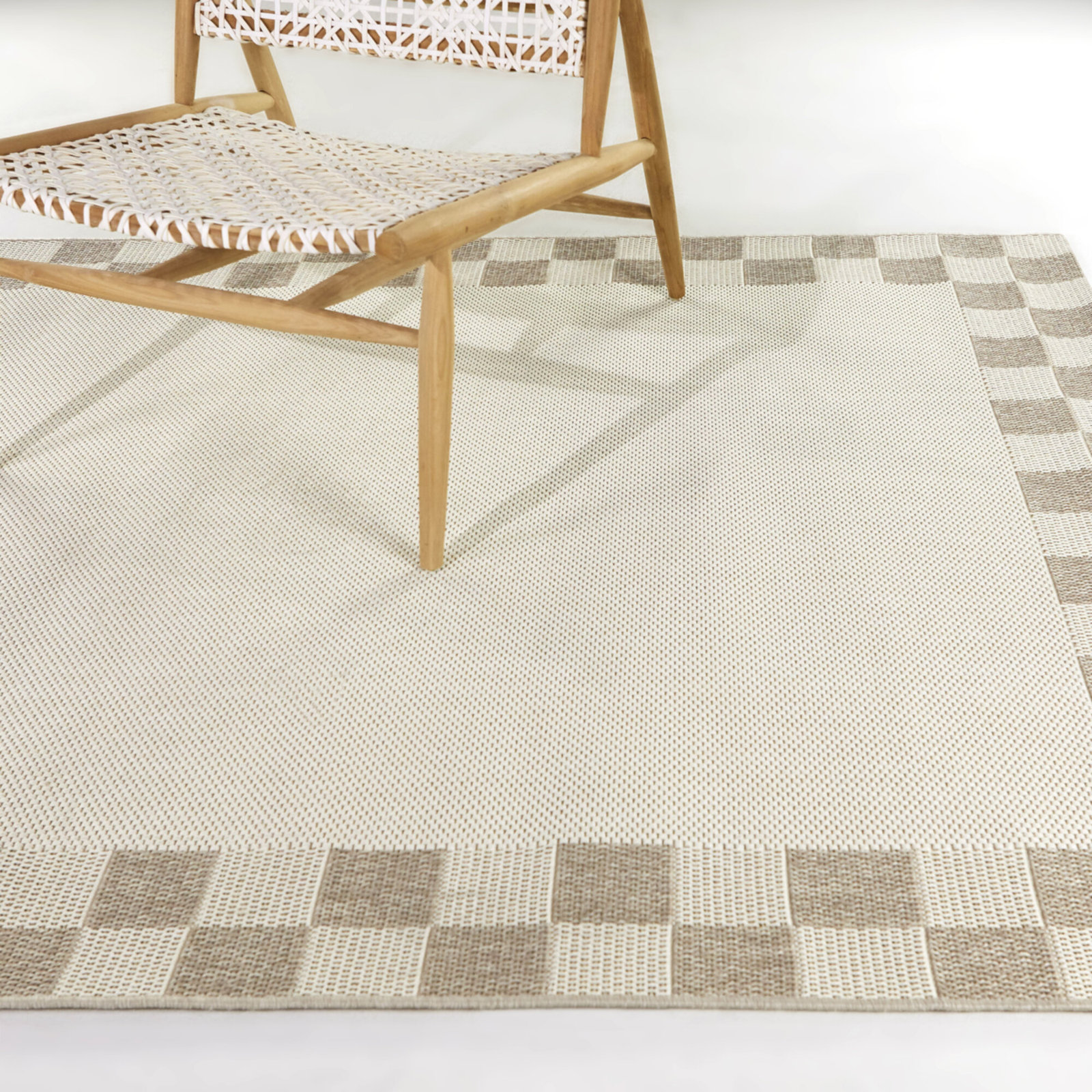 Harter Tan Indoor/Outdoor Rug, Rectangle 7'10" x 10'