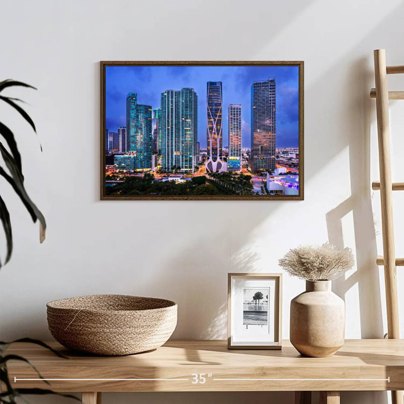 Vue aérienne du centre-ville de Miami, 19 po x 13 po, Cadre flottant en noyer