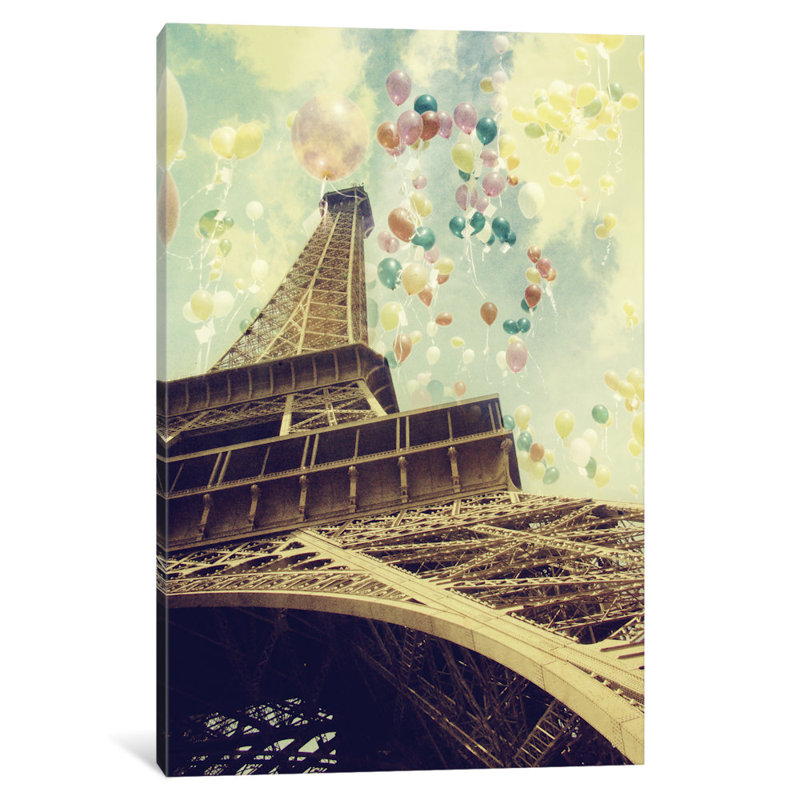 «Paris is Flying», photographie sur toile tendue, H 12 po x l 8 po x P 0,75 po, Toile tendue, Pas de tapis