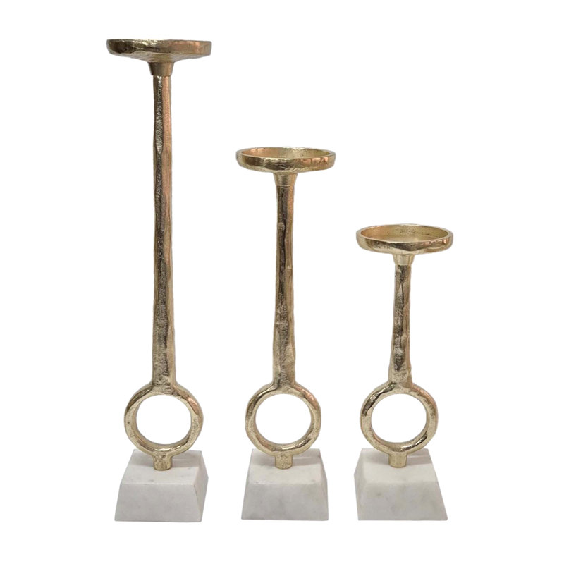 Porte-piliers en métal doré S / 3 avec base en marbre blanc et anneau ouvert