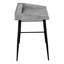 Bureau d'ordinateur contemporain en pierre gris avec tablettes de rangement et structure en métal noir, idéal pour le bureau à domicile et les espaces de travail modernes-121068745
