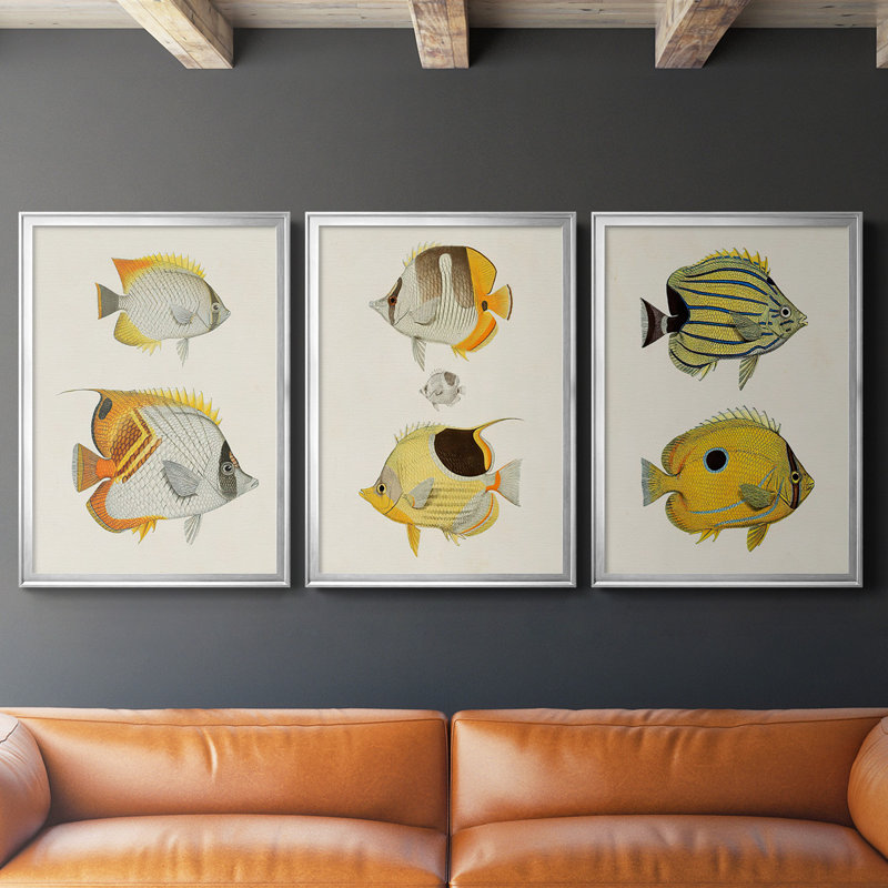 Jaune et gris poisson I, toile encadrée de qualité supérieure - prête à être accrochée, Cadre argenté