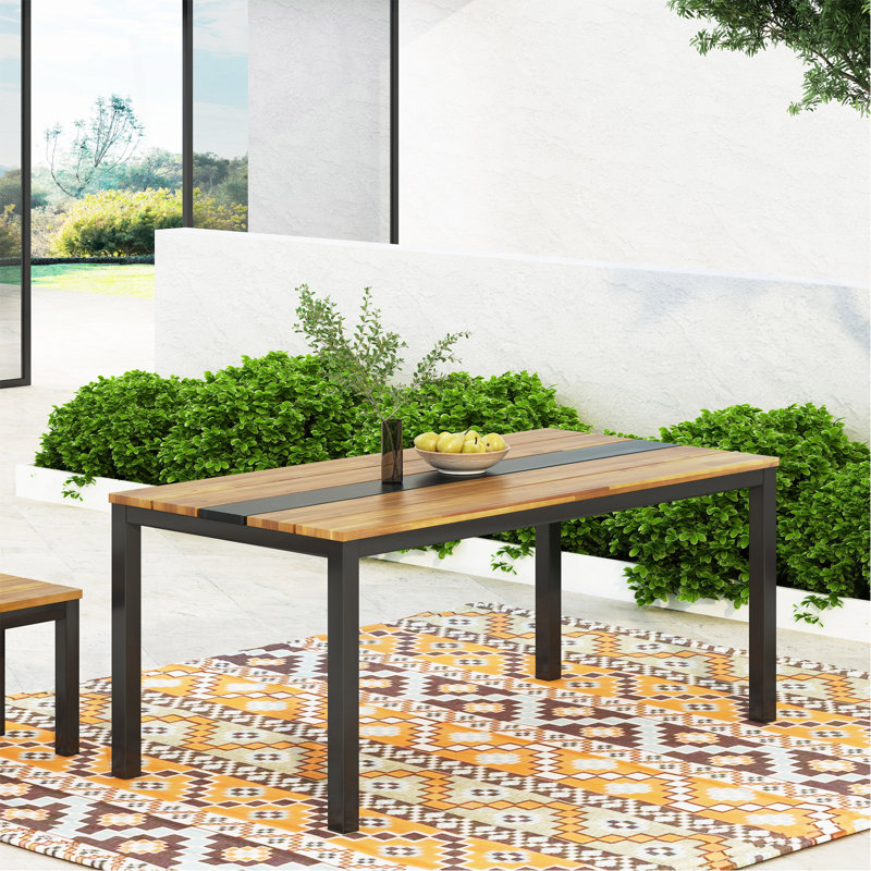 Table de salle à manger d'extérieur