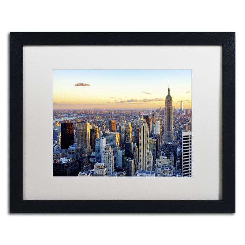 « crépuscule à coucher de soleil », reproduction de photo encadrée, H 16 po x l 20 po x P 0,5 po, Blanc