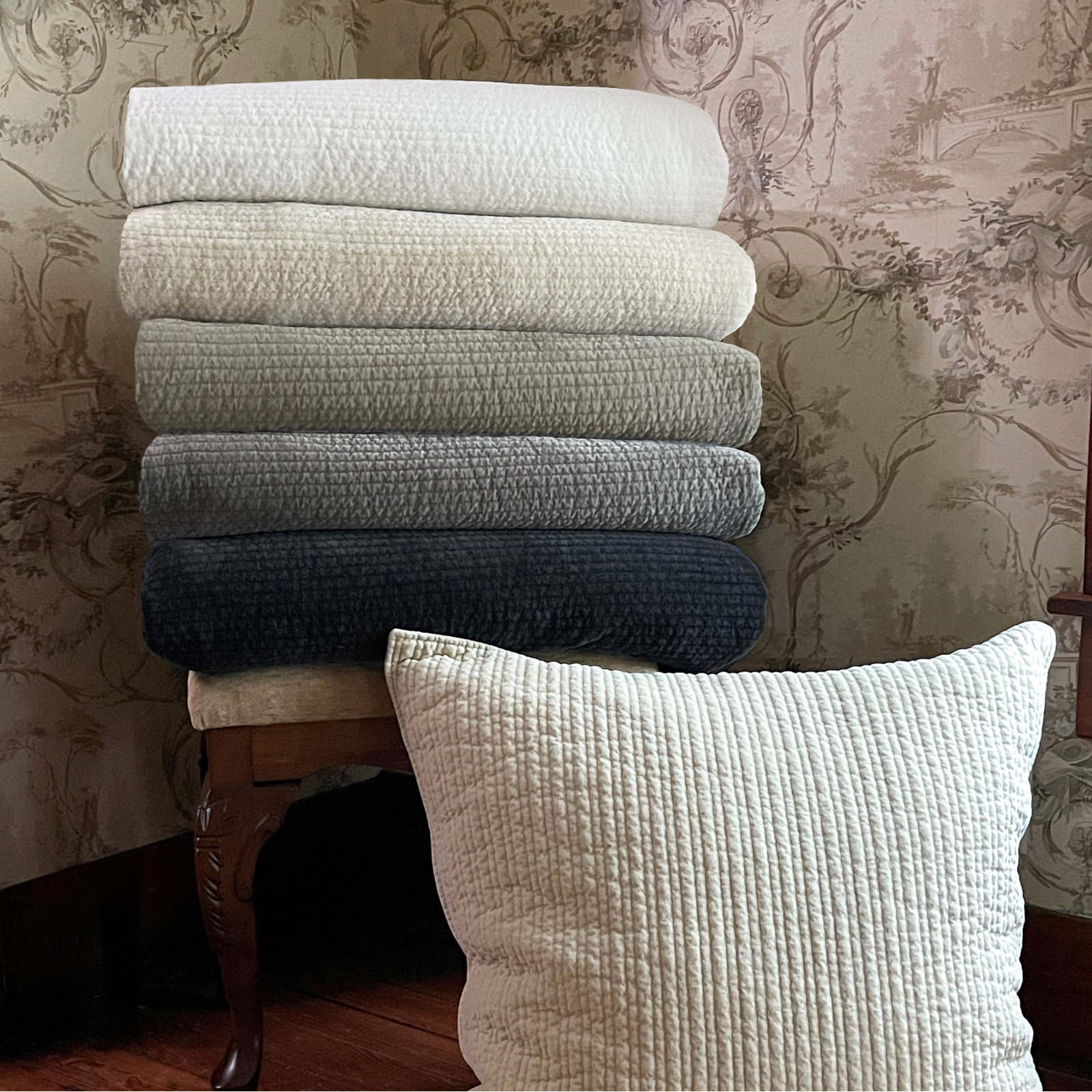Kobie Stonewashed Cotton Velvet Modern Rustic Quilt, Full/Queen Quilt, Light Tan