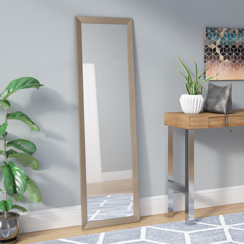 Miroir pleine grandeur rectangulaire, H 58 po x l 19 po
